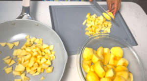 peel and cut the apples into small cubes