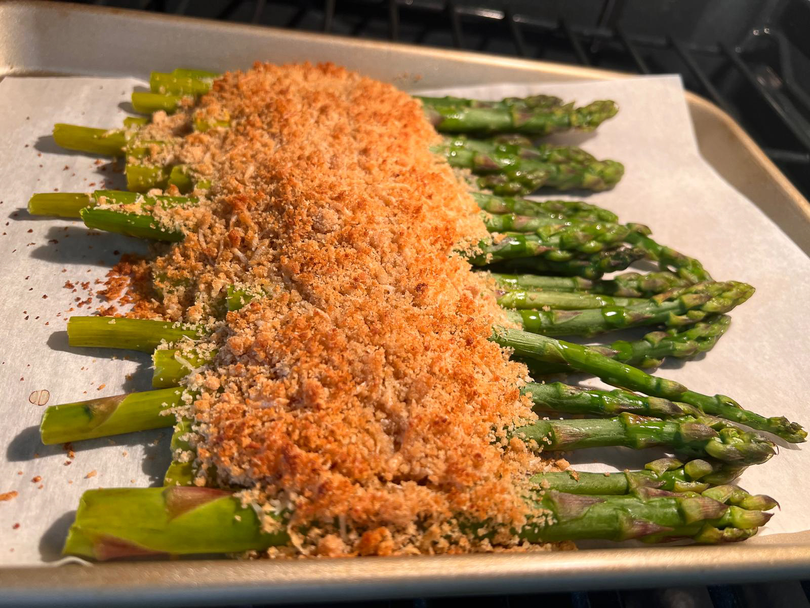 Healthy Roasted Asparagus with Parmesan & Breadcrumb | Crispy, Zesty & Delicious! 🌿✨