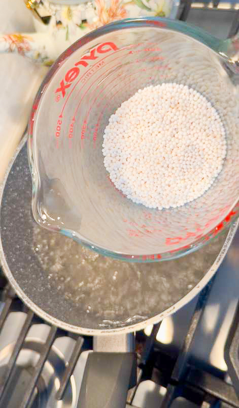 cook the tapioca pearl in the boiling water